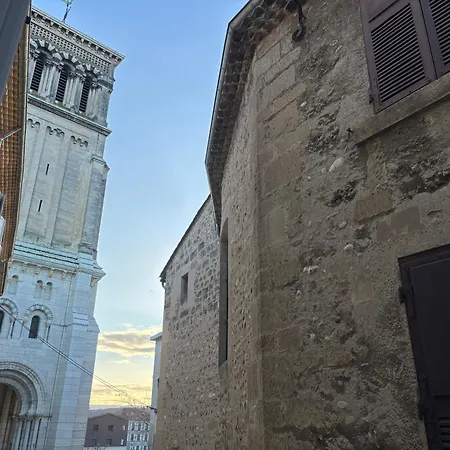 Le Pendentif - Climatise Centre Historique Апартаменты *